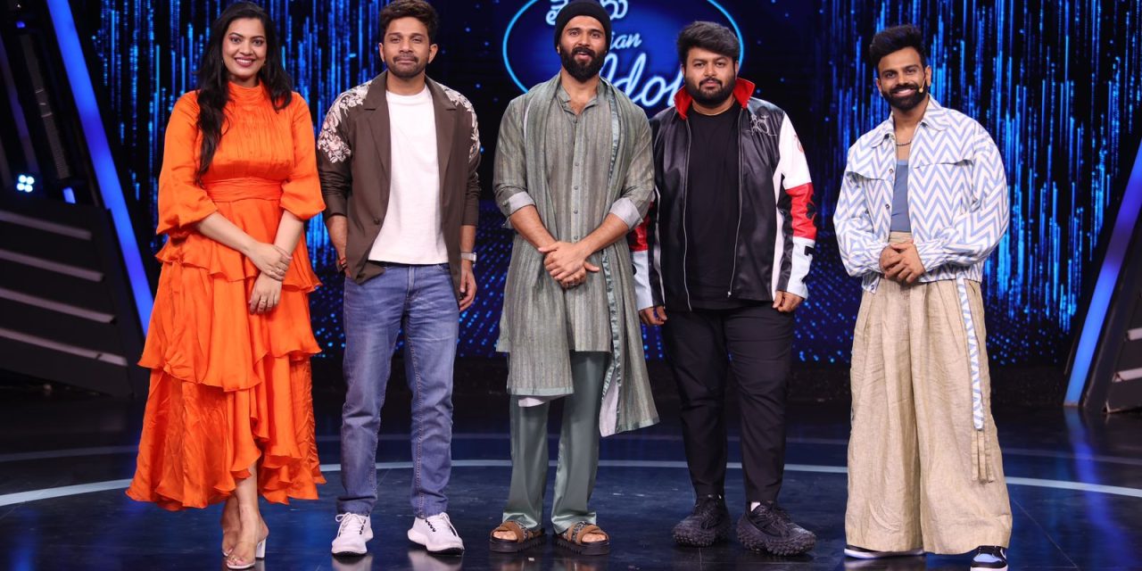 Vijay Deverakonda as Chief Guest of Telugu Indian Idol Season 3 – Tel