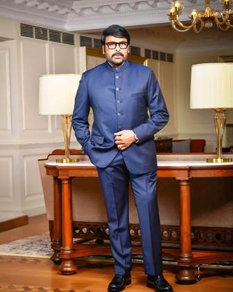 Megastar Chiranjeevi Rs 1 Cr Contribution To Telangana, Andhra Pradesh Flood Victims